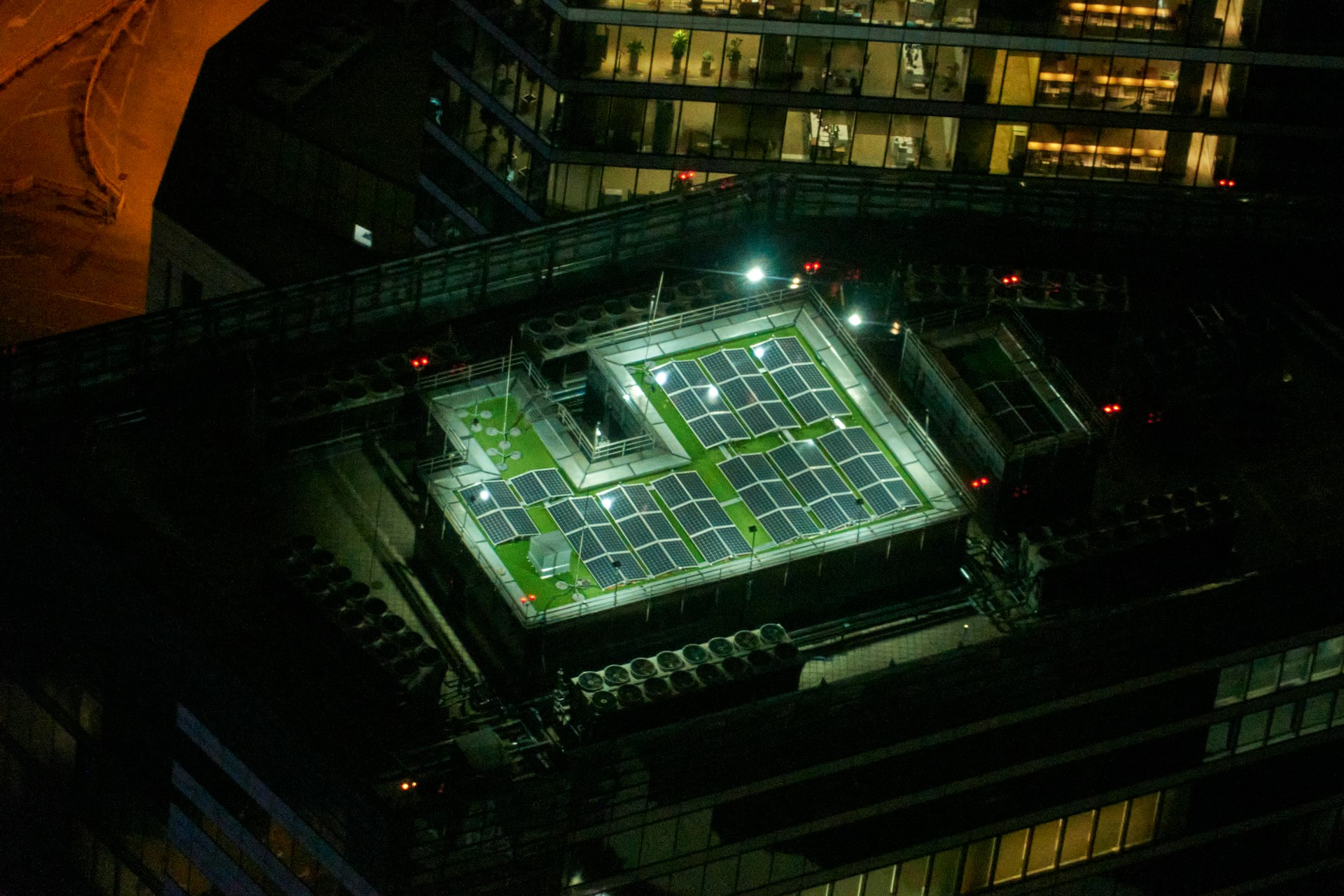 Unlocking Efficiency: How Smart Greenhouse Systems Revolutionize Sustainable Agriculture