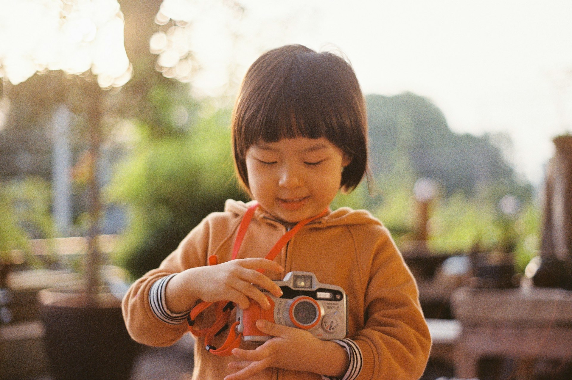 Smart Strategies for Balancing Digital and Physical Play in Children's Daily Lives