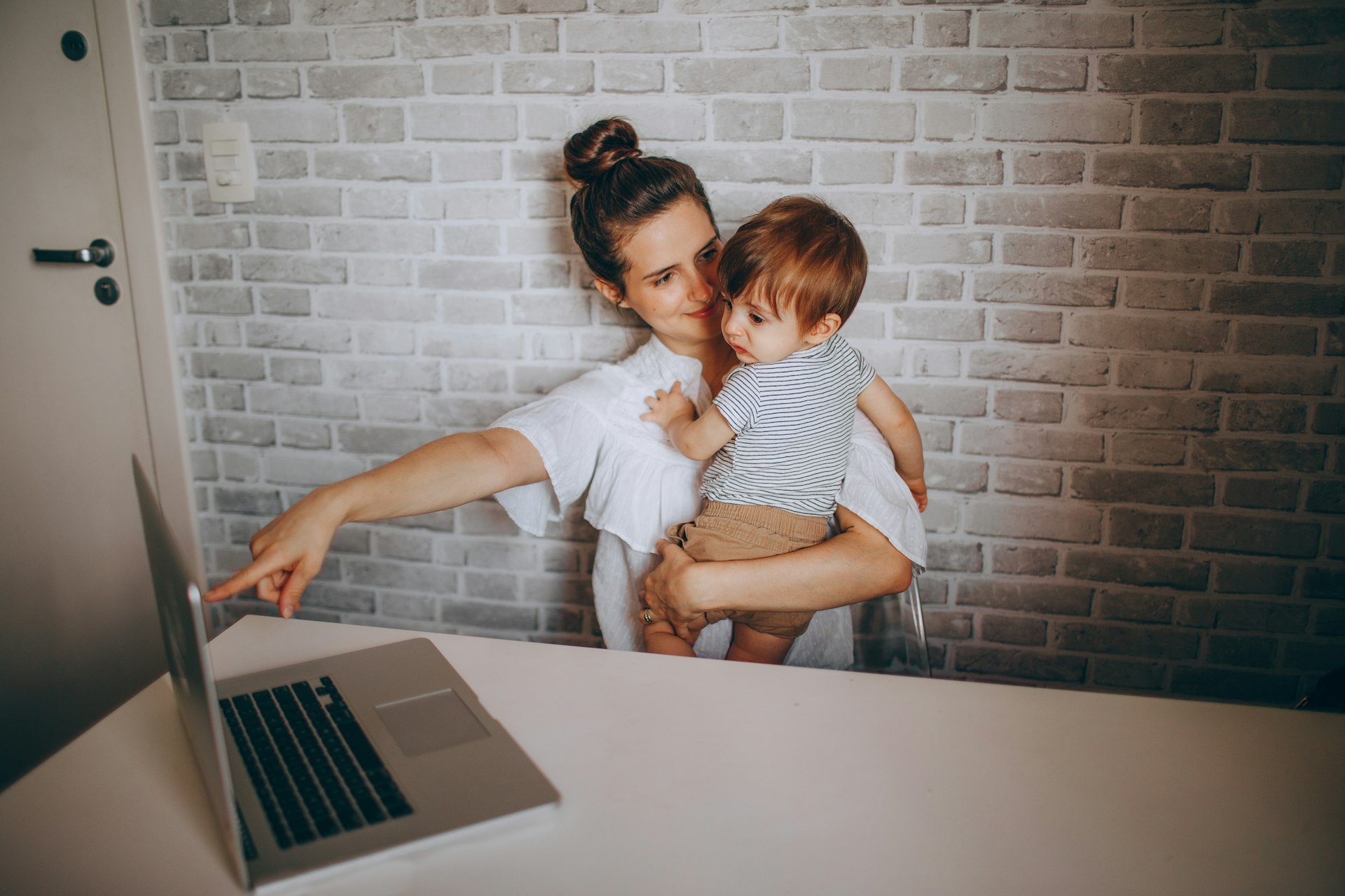 Navigating the Impact of Work From Home on Family Dynamics: Challenges, Benefits, and Practical Solutions